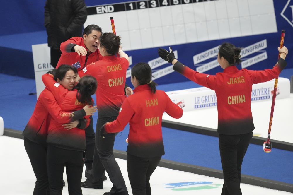 优直播在线:萨克组合背靠背夺冠,萨巴首捧杯,小布小郑出战,沙皇萨芬出山.